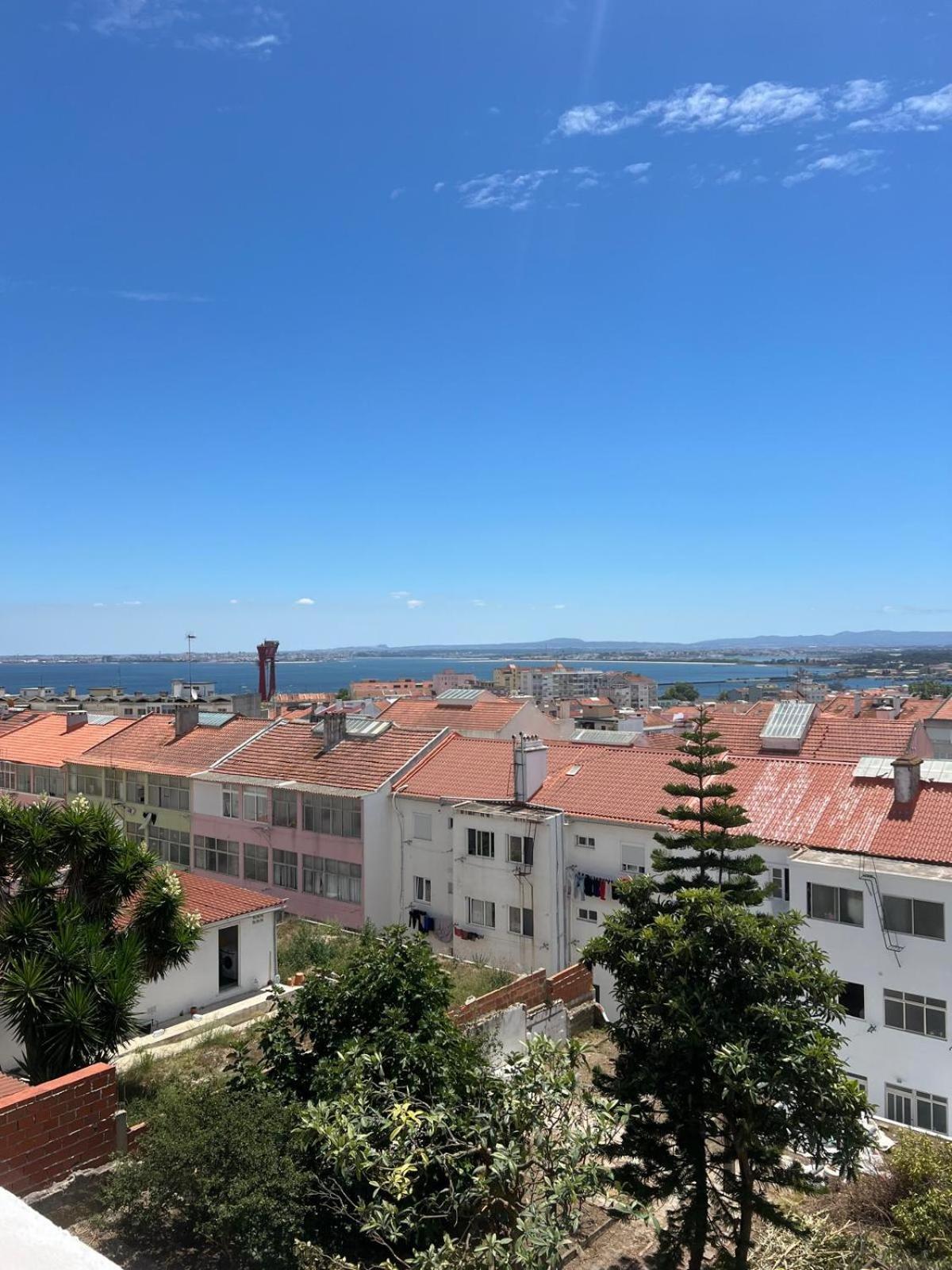 Apartamento Estrela Da Almada Mascarenhas Exterior foto